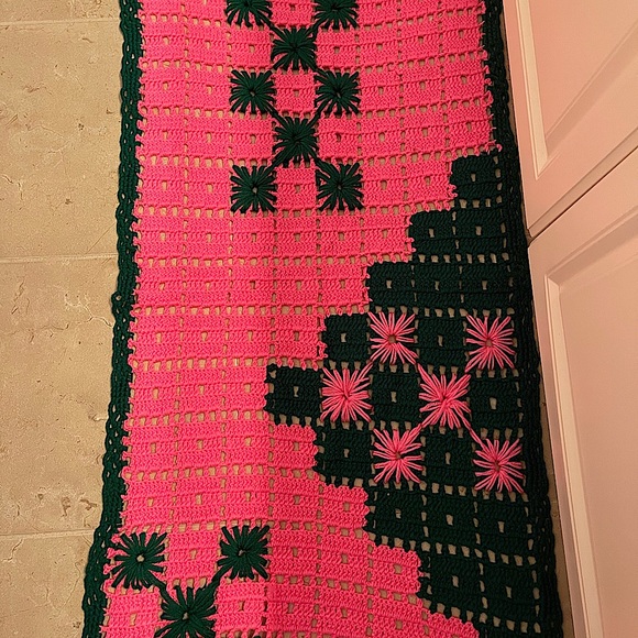 Handmade Crotchet/Knit Bathroom Set - Picture 1 of 4